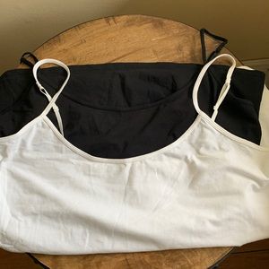 Set of two Old Navy cami tanks size XXL